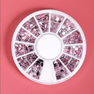 1box Floral & Heart Design Rhinestone Nail Art Decoration
